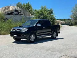 Usata 2011 Toyota HiLux SR Pick-up | 22.500 €