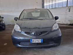 Grigio Usata 2007 Toyota Aygo Sol Due volumi | 3500 € (Buon prezzo)