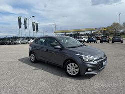 Grigio Usata 2019 Hyundai i20 Tre volumi | 11.800 € (Cara)