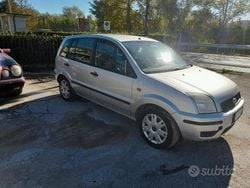 Grigio Usata 2004 Ford Fusion Monovolume | 1100 € (Ottimo prezzo)