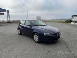 Blu Usata 2006 Alfa Romeo 147 Due volumi | 1500 € (Ottimo prezzo)