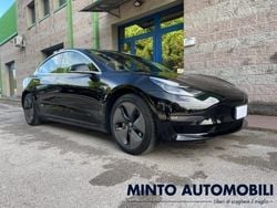 Nero Usata 2019 Tesla Model 3 Long Range AWD Tre volumi | 27.900 € (Molto cara)