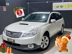 Bianco perlato Usata 2011 Subaru Outback Trend Station wagon | 9900 € (Molto cara)