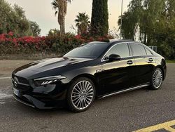 Usata 2023 Mercedes A180 AMG Line Premium Plus Tre volumi | 29.900 € (Ottimo prezzo)