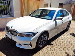 Bianco Usata 2019 BMW 320 Luxury Line Tre volumi | 27.500 € (Buon prezzo)