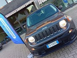 Grigio quarzo Usata 2016 Jeep Renegade Sport SUV | 13.490 € (Buon prezzo)