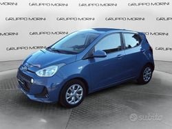 Blu/azzurro Usata 2017 Hyundai i10 Classic Due volumi | 6700 € (Buon prezzo)