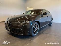 Nero vulcano Nuova 2025 Alfa Romeo Giulia Veloce Tre volumi | 48.900 € (Buon prezzo)