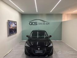 Nero Usata 2021 Peugeot 208 Allure Due volumi | 10.950 € (Buon prezzo)
