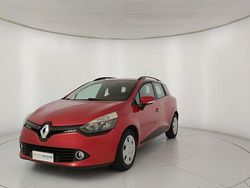 Rosso Usata 2014 Renault Clio IV Due volumi | 7950 € (Buon prezzo)