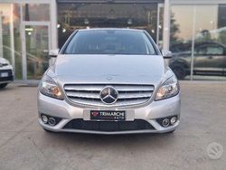 Argento Usata 2012 Mercedes B180 Executive Monovolume | 9000 € (Cara)