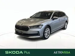 Grigio / pastello Usata 2024 Skoda Superb Selection Station wagon | 37.900 € (Buon prezzo)