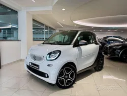 Bianco Usata 2018 Smart ForTwo Coupé Passion Due volumi | 14.490 € (Buon prezzo)