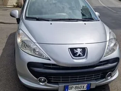Argento Usata 2008 Peugeot 207 Tre volumi | 3700 € (Buon prezzo)