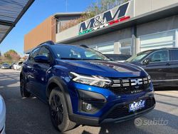 Blu Nuova 2025 Dacia Sandero Expression Tre volumi | 16.990 € (Buon prezzo)