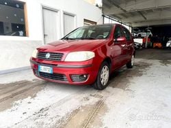 Rosso Usata 2004 Fiat Punto Tre volumi | 1800 € (Cara)