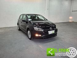Nero Usata 2015 VW Polo Comfortline Tre volumi | 7300 € (Buon prezzo)