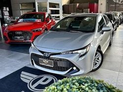 Grigio Usata 2022 Toyota Corolla Business Edition Tre volumi | 18.400 € (Buon prezzo)