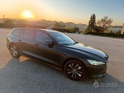 Nero Usata 2019 Volvo V60 Station wagon | 11.900 € (Buon prezzo)