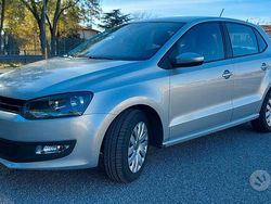 Grigio Usata 2014 VW Polo Tre volumi | 8200 € (Ottimo prezzo)