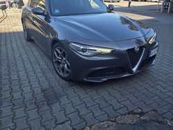 Usata 2020 Alfa Romeo Giulia Business Tre volumi | 24.000 € (Buon prezzo)