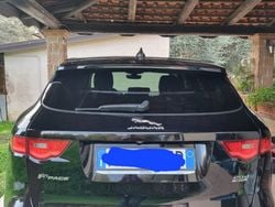 Nero Usata 2019 Jaguar F-Pace Portfolio SUV | 18.000 €