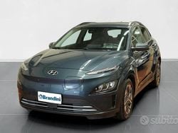 Blu met. Usata 2022 Hyundai Kona SUV | 17.289 € (Ottimo prezzo)