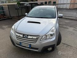 Grigio Usata 2014 Subaru Outback Comfort Tre volumi | 6500 € (Buon prezzo)