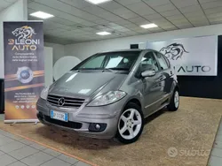 Grigio Usata 2008 Mercedes A170 Avantgarde Tre volumi | 2499 € (Buon prezzo)