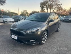 Grigio Usata 2018 Ford Focus ST Tre volumi | 9900 € (Super prezzo)