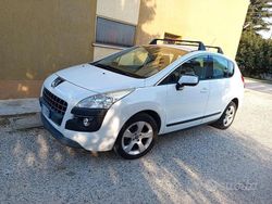 Bianco Usata 2011 Peugeot 3008 Tre volumi | 4600 € (Buon prezzo)