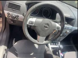 Grigio Usata 2010 Opel Astra Enjoy Station wagon | 900 € (Super prezzo)