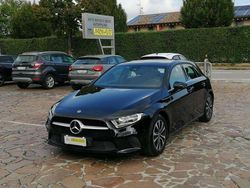 Nero Usata 2021 Mercedes A200 Business Tre volumi | 22.300 € (Ottimo prezzo)