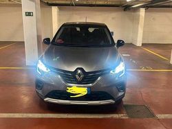Grigio Usata 2021 Renault Captur SUV | 16.800 € (Buon prezzo)