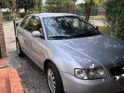Usata 1997 Audi A3 Attraction Tre volumi | 1900 € (Molto cara)