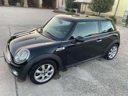 Nero Usata 2009 Mini Cooper Due volumi | 5600 € (Buon prezzo)
