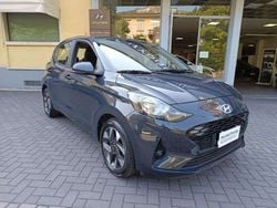 Grigio Usata 2024 Hyundai i10 Due volumi | 14.900 € (Buon prezzo)