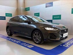Grigio metallizzato Usata 2023 Ford Focus ST-Line Tre volumi | 17.900 € (Buon prezzo)