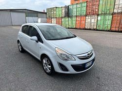 Bianco Usata 2014 Opel Corsa Edition Tre volumi | 2990 € (Super prezzo)
