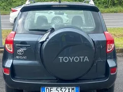 Usata 2006 Toyota RAV4 Luxury SUV | 4500 € (Buon prezzo)