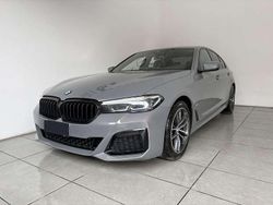 Grigio Usata 2022 BMW 520 Tre volumi | 27.000 € (Buon prezzo)