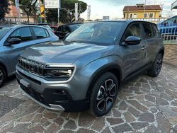 Grigio Usata 2024 Jeep Avenger Summit SUV | 23.490 € (Buon prezzo)