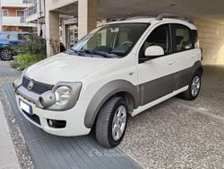 Bianco Usata 2011 Fiat Panda Cross Cross Due volumi | 7500 € (Buon prezzo)