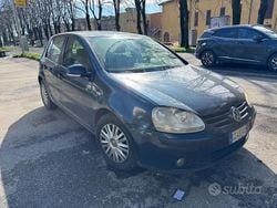 Usata 2006 VW Golf IV | 2800 € (Buon prezzo)