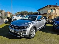 Grigio Usata 2022 VW T-Roc Style SUV | 26.499 € (Buon prezzo)