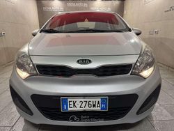 Argento Usata 2011 Kia Rio LX Tre volumi | 4900 € (Buon prezzo)