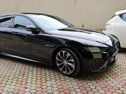 Nero Usata 2019 Jaguar XE R Tre volumi | 20.900 € (Cara)