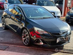 Other Usata 2013 Opel Astra GTC OPC Tre volumi | 14.999 €