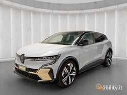 Grigio Usata 2022 Renault Megane E-Tech Iconic Tre volumi | 22.400 € (Buon prezzo)