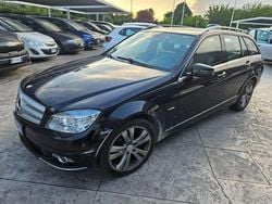 Nero metallizzato Usata 2009 Mercedes C220 Station wagon | 3500 € (Buon prezzo)